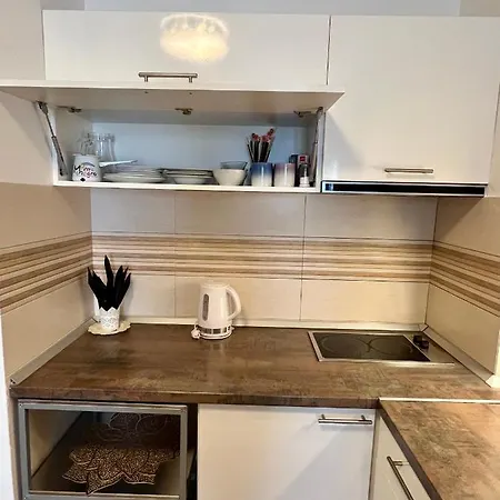 Apartment Centre Getaway Budva
